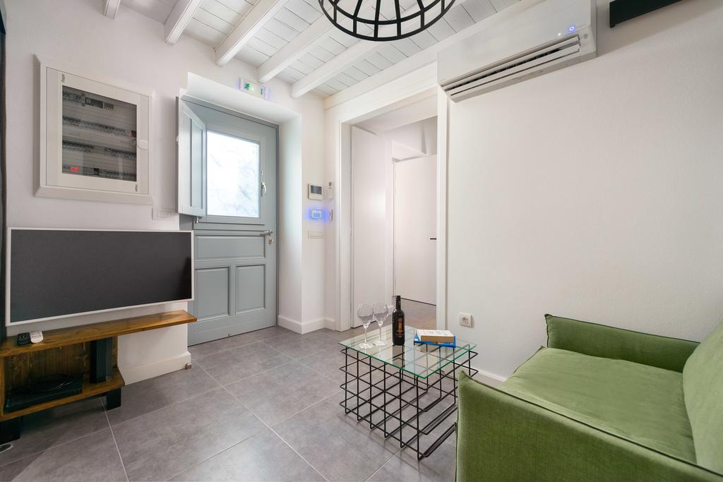 Shore Summer House Villa